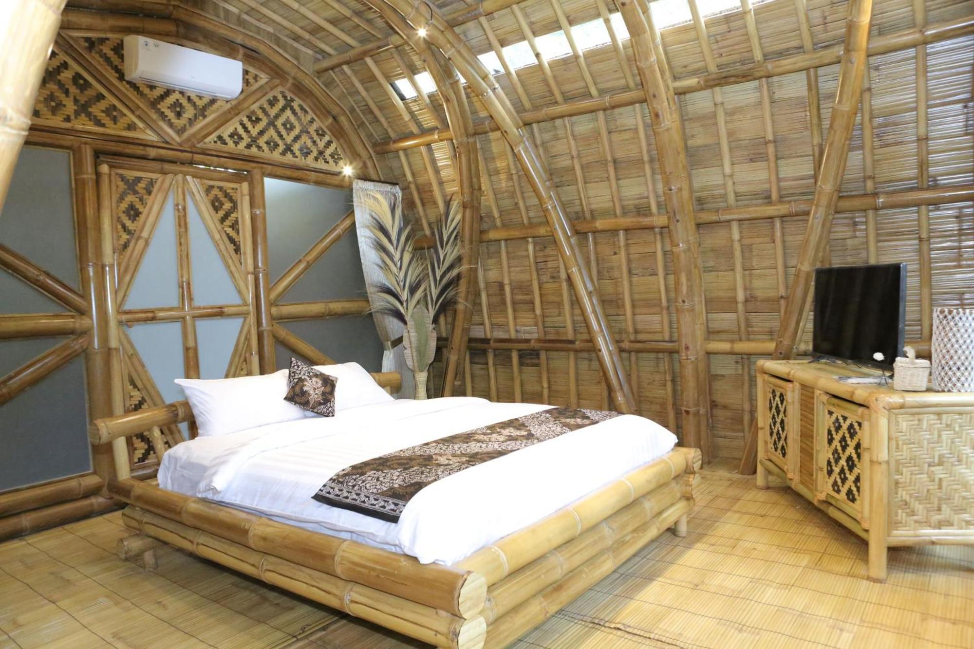 The Osing Bamboo Resort - A Liberta Collection Banyuwangi  Bagian luar foto