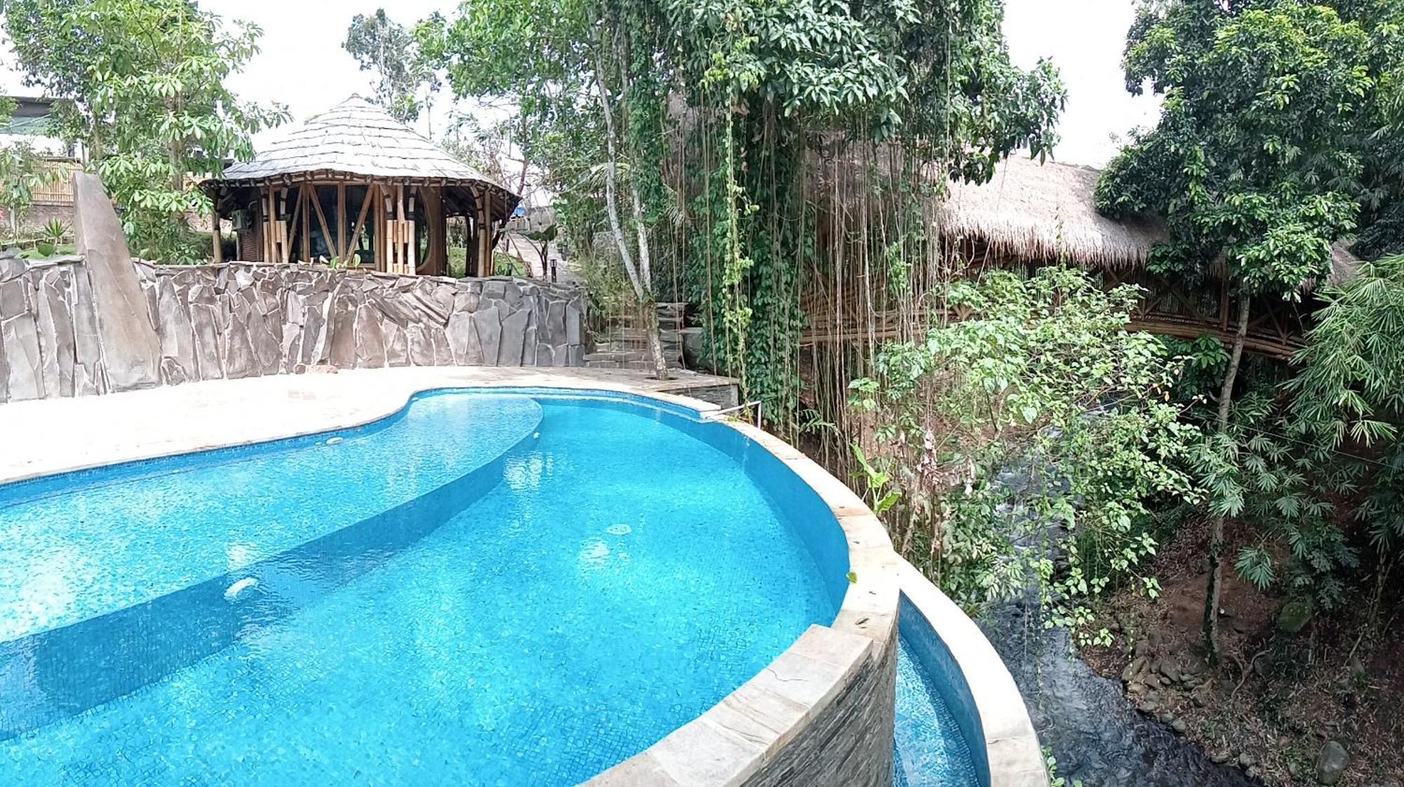 The Osing Bamboo Resort - A Liberta Collection Banyuwangi  Bagian luar foto